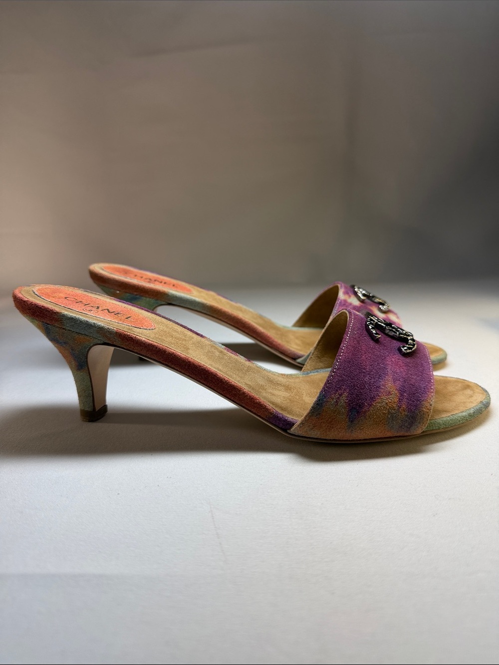 Chanel Vintage Multicolor Suede CC Logo Slide Sandals Size 40